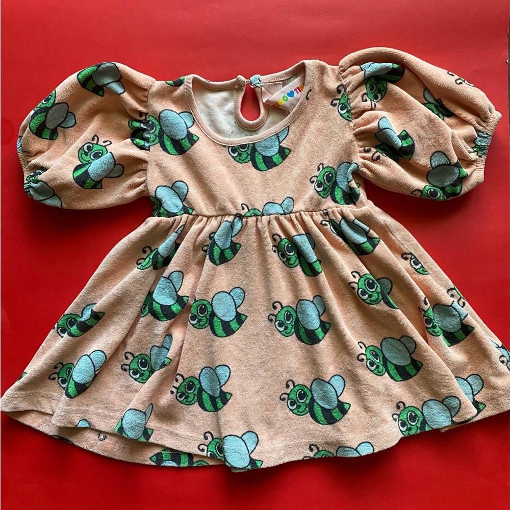 Hugo Loves Tiki Bee Dress